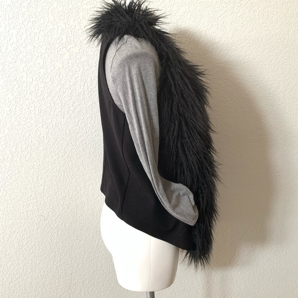 CAbi Shaggy Faux Fur Black Vest Size XS - Picture 6 of 8